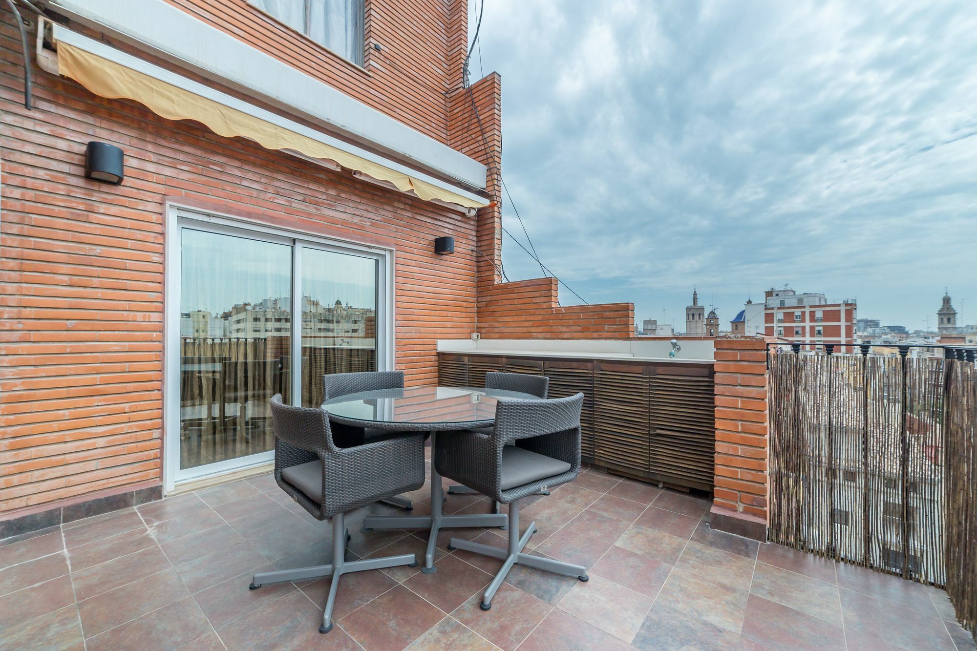 Apartamento Travel Habitat Ático Ciutat Vella. Valencia Exterior foto